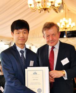 Lansdowne-College-student-JiHo-Park-with-Lord-Lexden