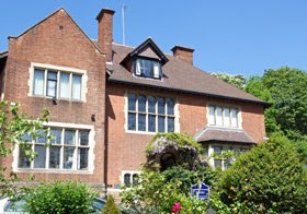 cambridge-tutors-main-building